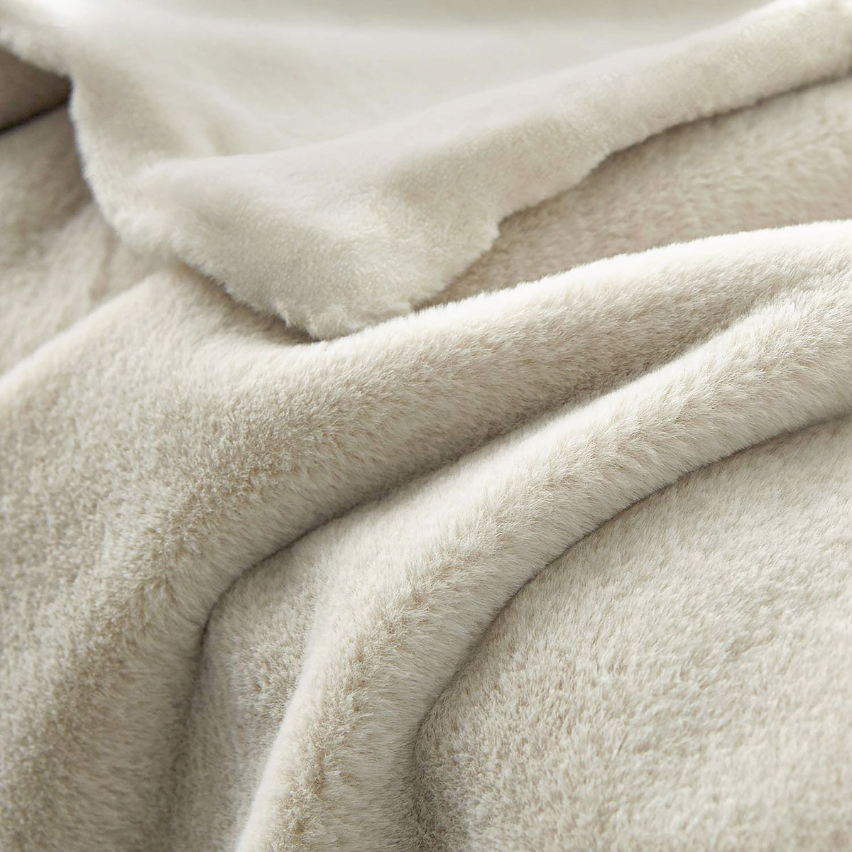 Lustersoft Throw Soft Reversible Throw – Everyday Cozy Living